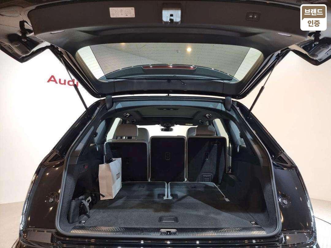 Audi Q7 4M 55 TFSI Quattro 6