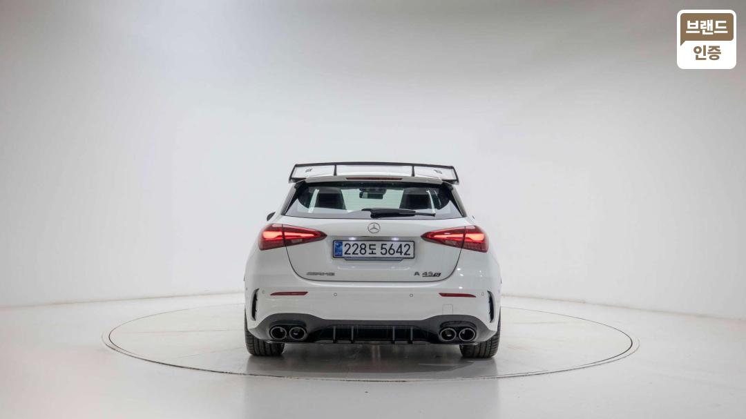 Mercedes-Benz A-Class W177 Gasoline 4WD A45 S AMG 4MATIC+ Hatchback — фото 4