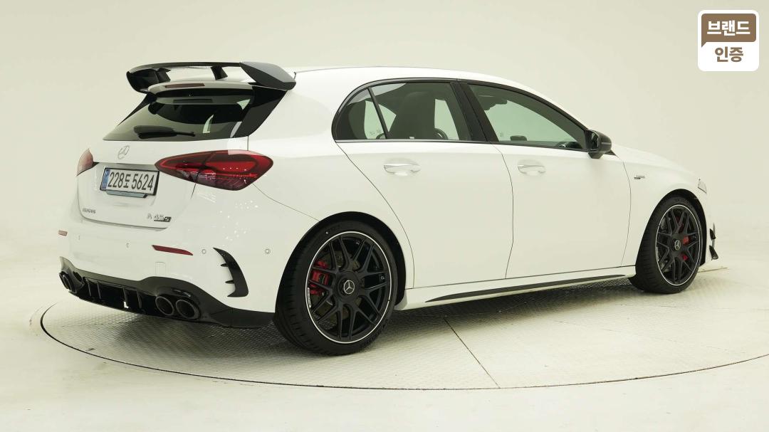 Mercedes-Benz A-Class W177 Gasoline 4WD A45 S AMG 4MATIC+ Hatchback — фото 2
