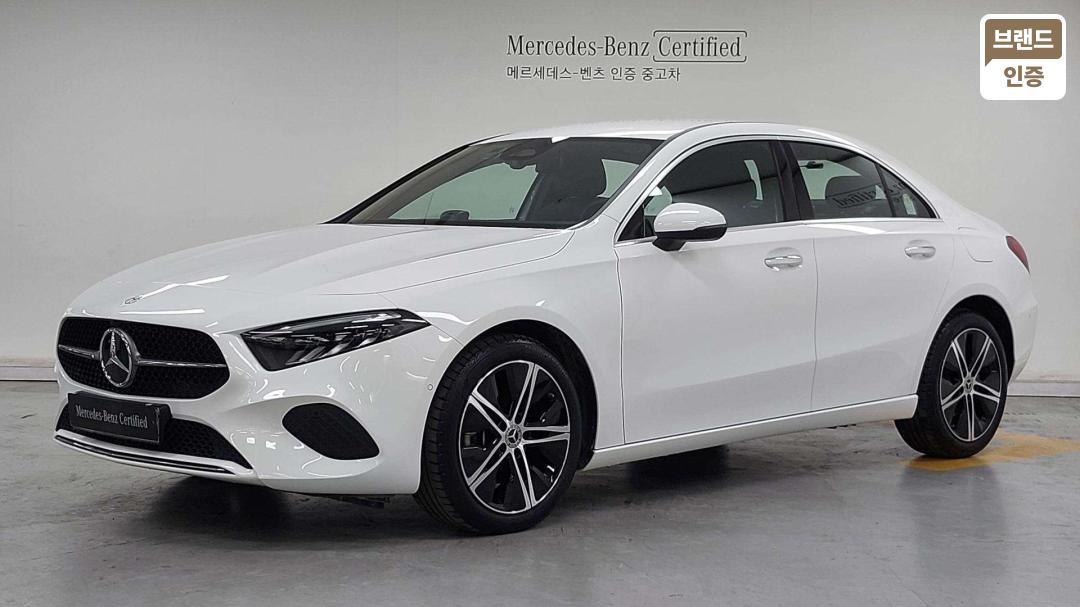 Mercedes-Benz A-Class W177 Gasoline 2WD A220 Sedan