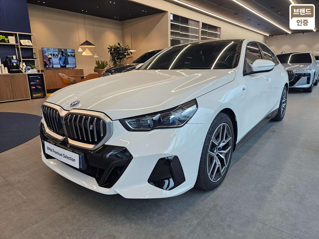 BMW i5 G60 eDrive40 M Sport