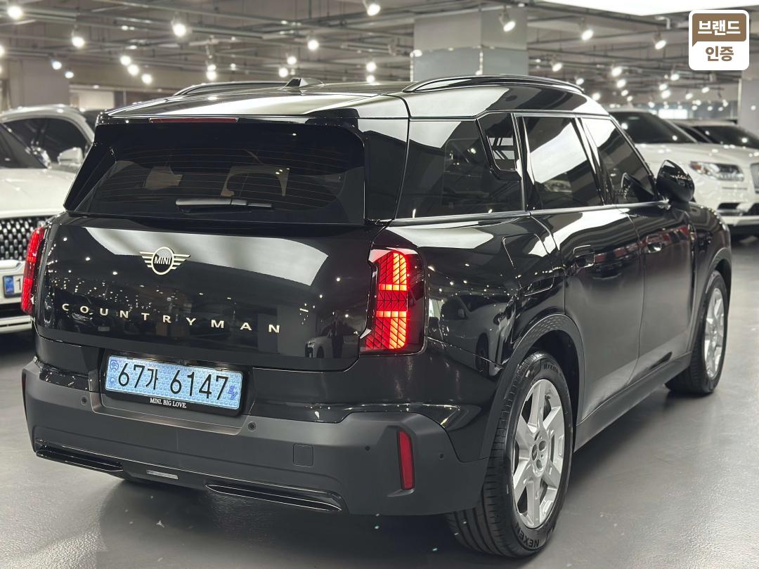 Mini Cooper Electric Countryman E Classic 3