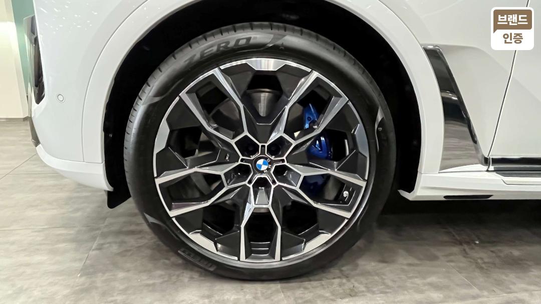 BMW X7 G07 Gasoline 4WD xDrive 40i M Sport — фото 5