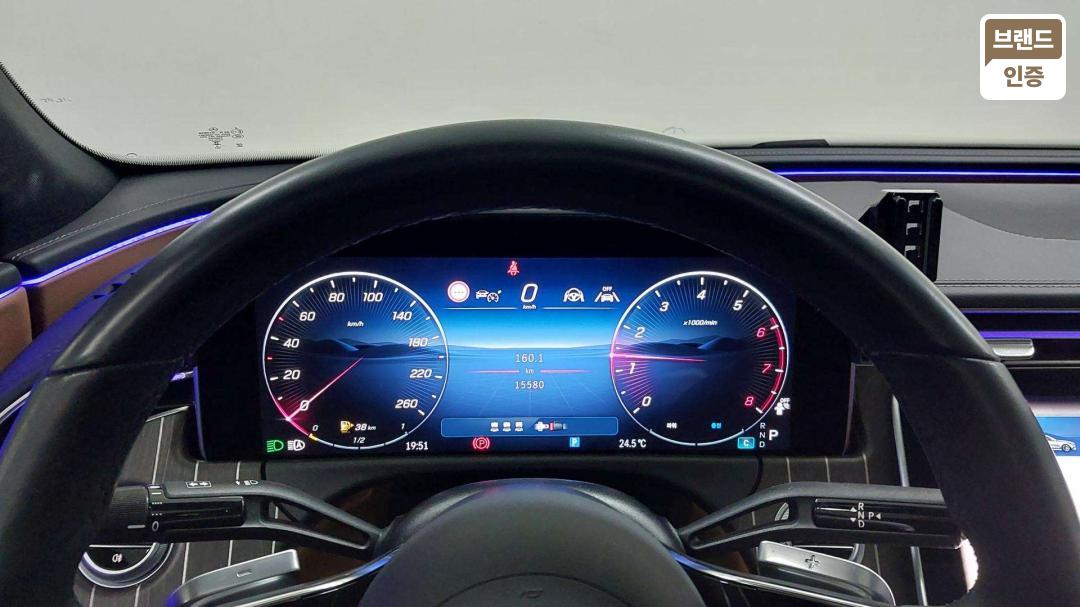 Mercedes-Benz E-Class W214 Gasoline 3.0 E450 4MATIC Exclusive 9