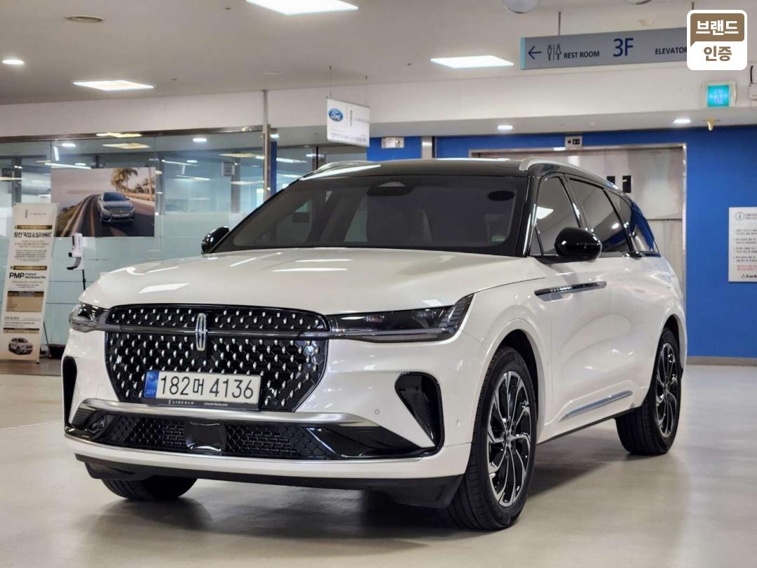 Lincoln Nautilus Gasoline 4WD 2.0 Reserve