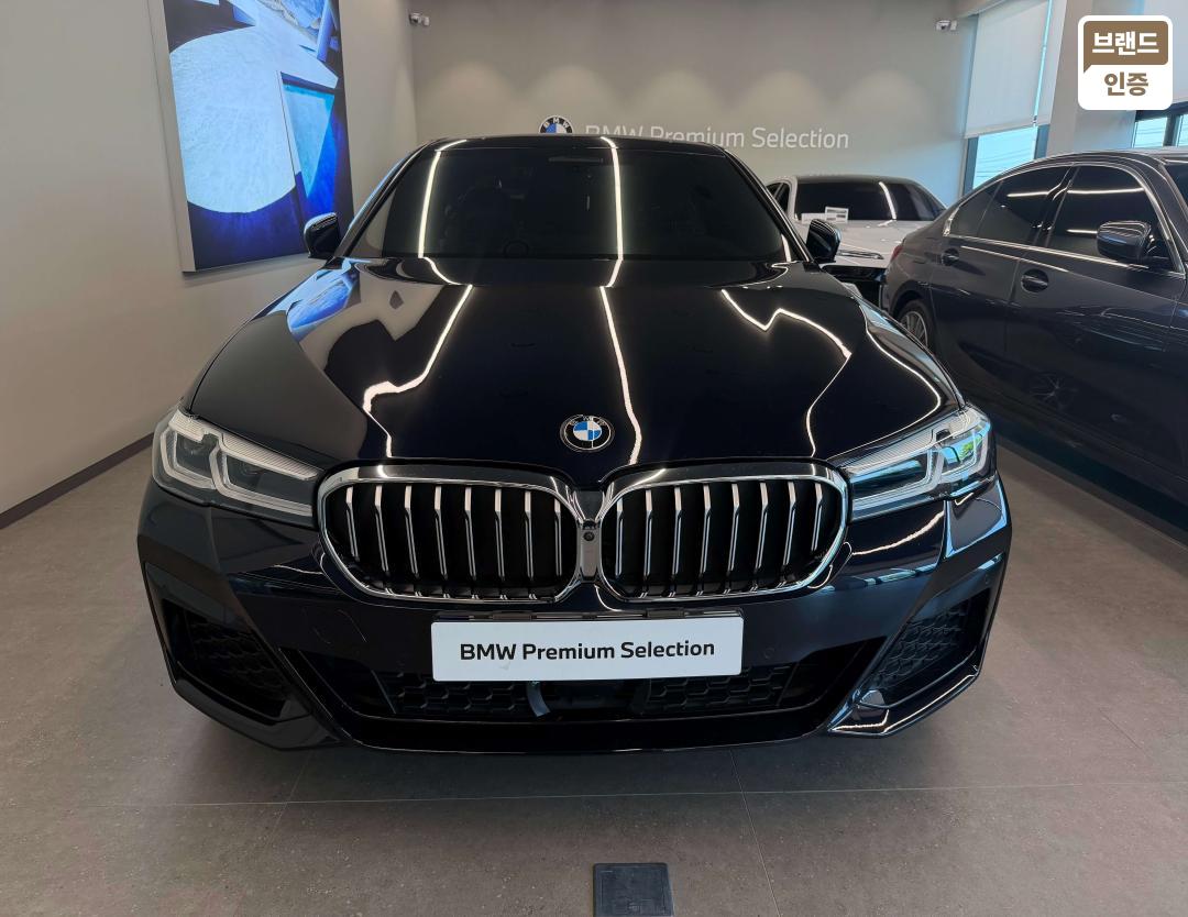 BMW 5 Series G30 520i M Sport — фото 2