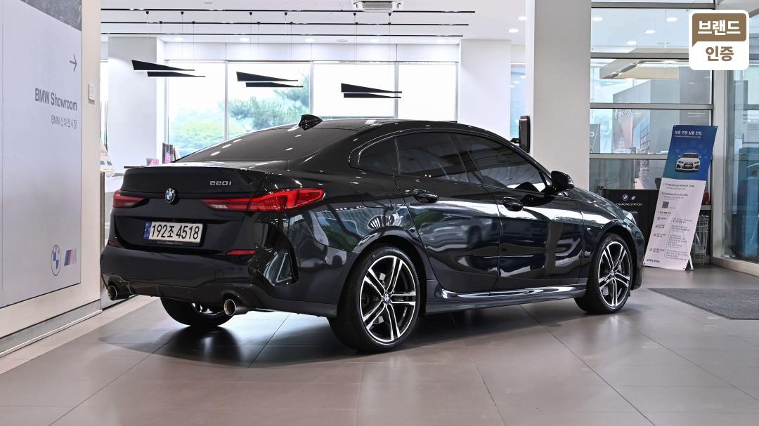 BMW 2 Series Gran Coupe F44 Gasoline 2WD 220i M Sport — фото 2