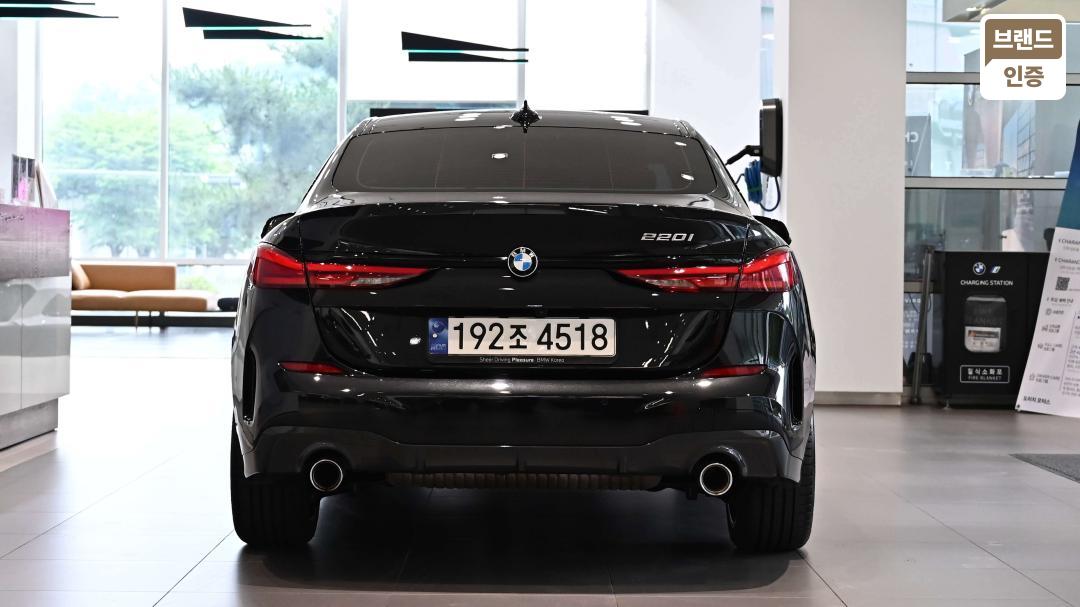 BMW 2 Series Gran Coupe F44 Gasoline 2WD 220i M Sport — фото 4