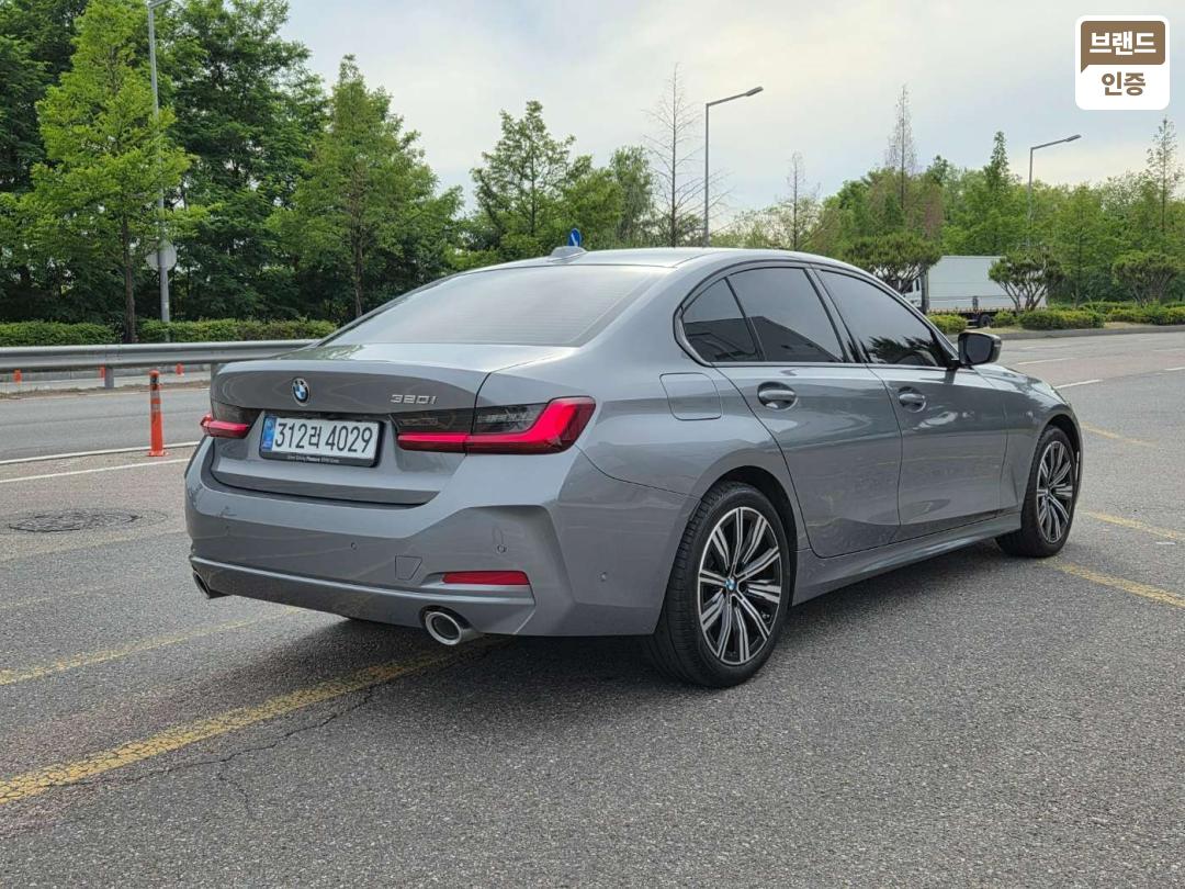 BMW 3 Series G20 Gasoline 2WD 320i 3