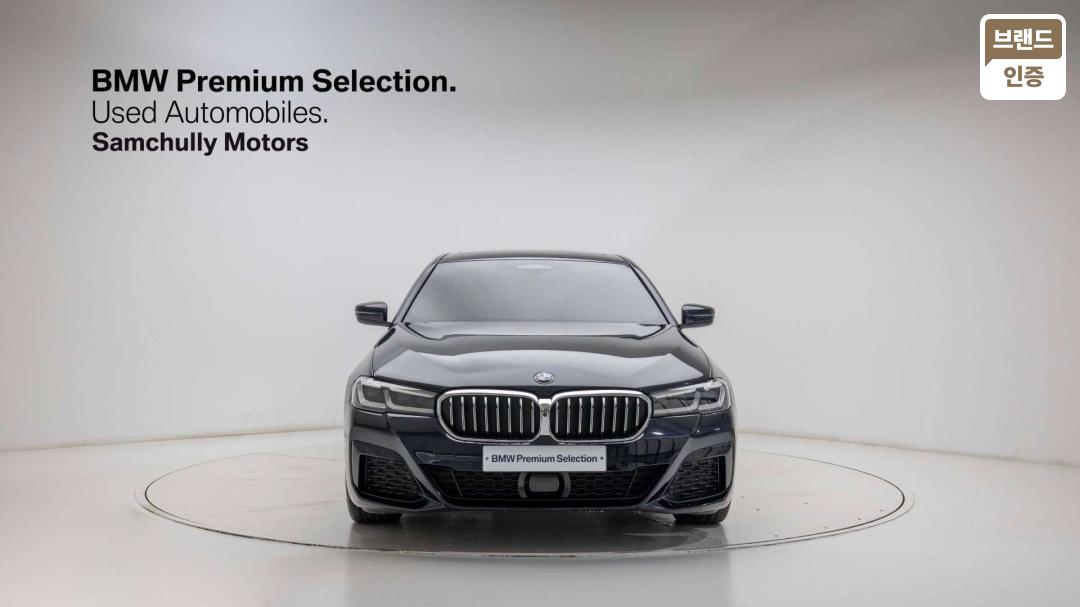 BMW 5 Series G30 520i M Sport — фото 2