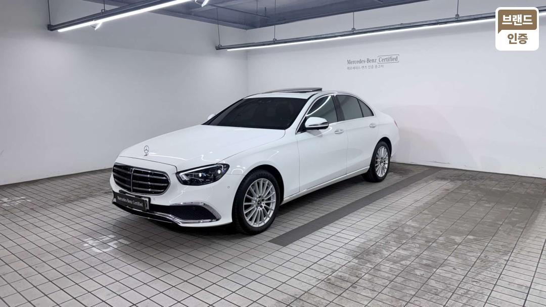 Mercedes-Benz E-Class W213 E220d 4MATIC Exclusive