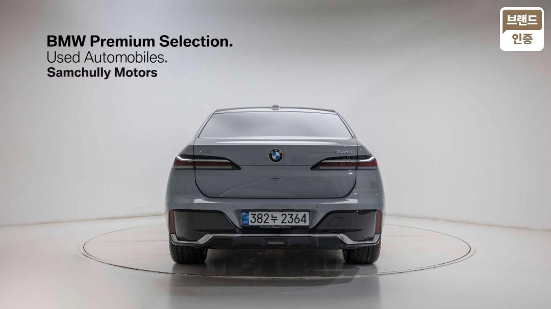 BMW 7 Series G70 Diesel 3.0 740d xDrive M Sport — фото 3