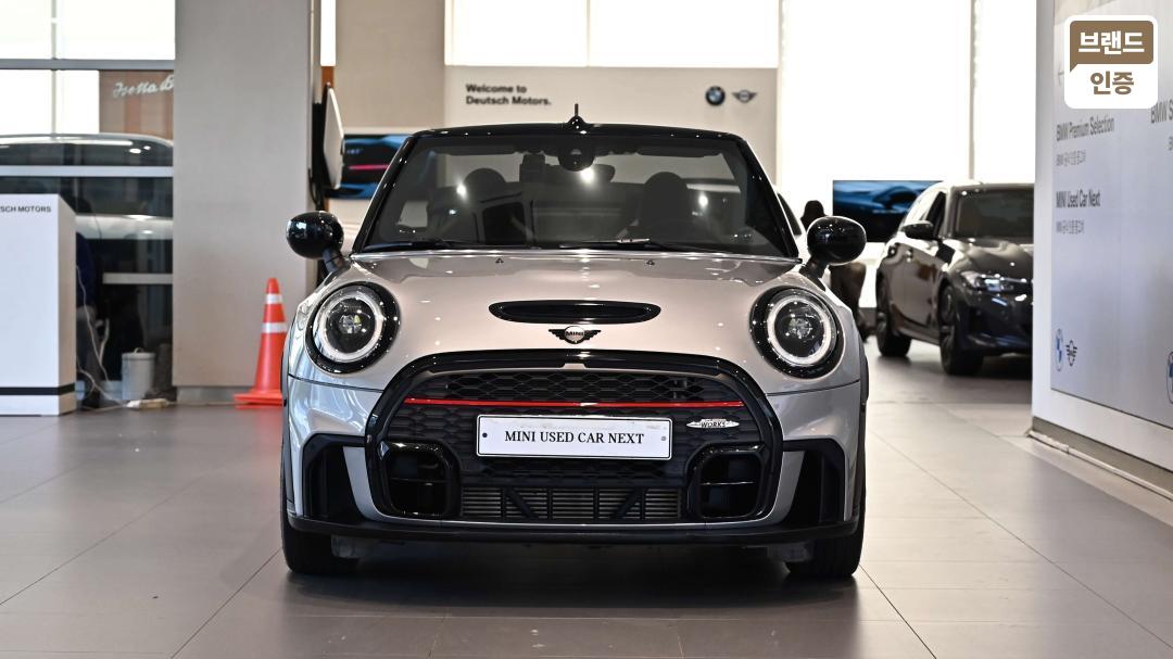 Mini Cooper Convertible F/ L JCW — фото 3