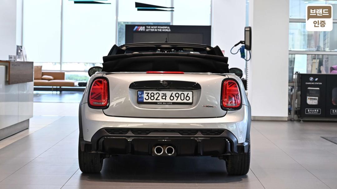 Mini Cooper Convertible F/ L JCW — фото 4