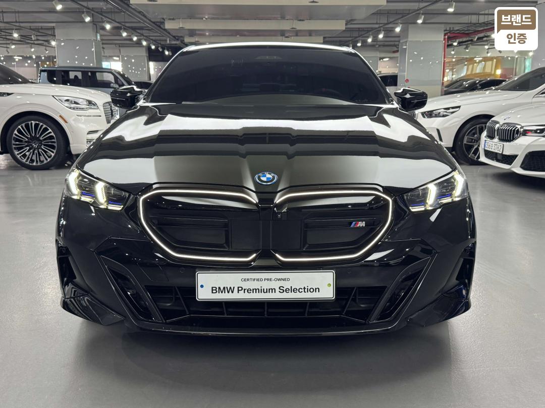 BMW i5 G60 M60 xDrive Pro — фото 3