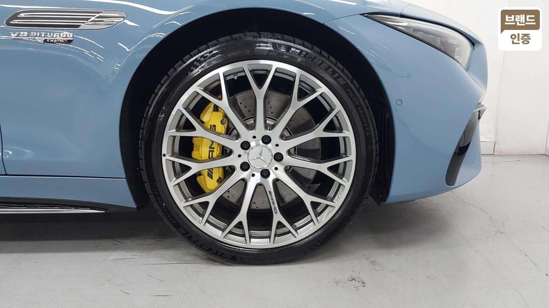 Mercedes-Benz SL-Class Gasoline 4WD AMG SL63 4MATIC+ 6