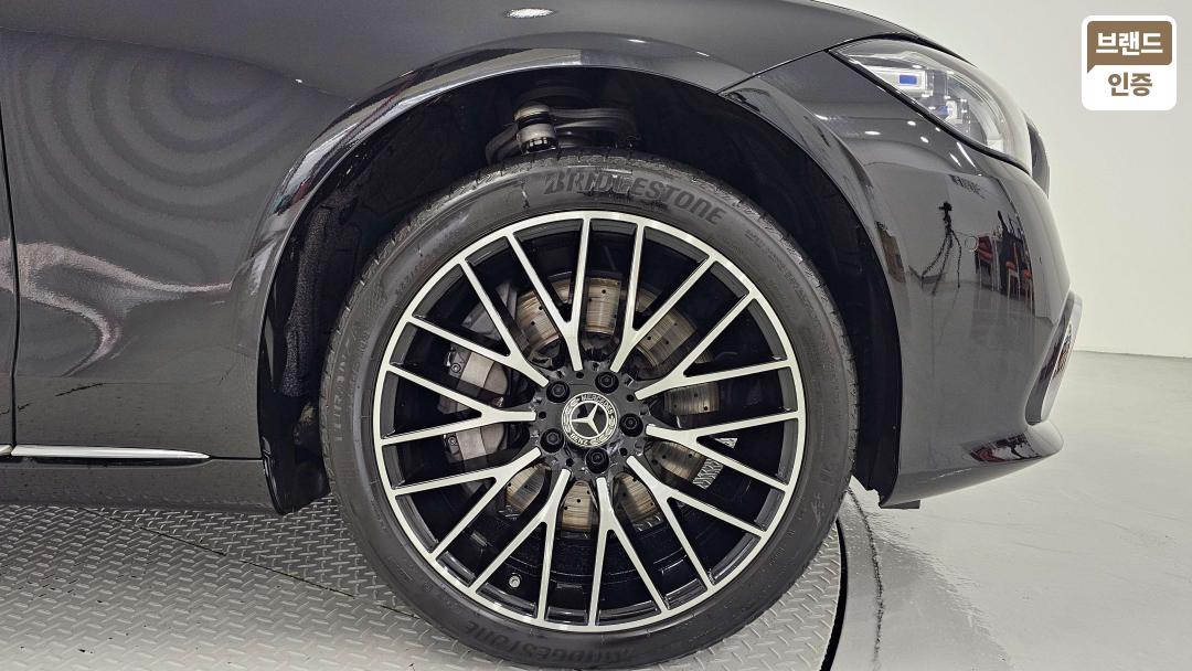 Mercedes-Benz S-Class W223 Gasoline 4WD S580L 4MATIC — фото 5