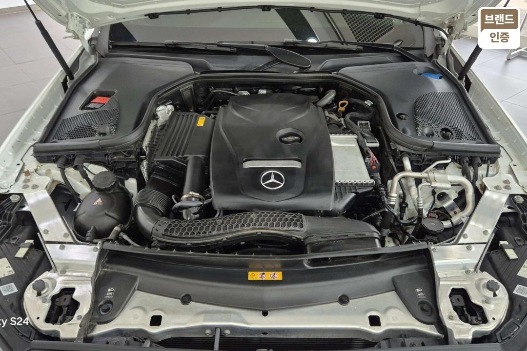 Mercedes-Benz E-Class W213 E250 AMG Line 7