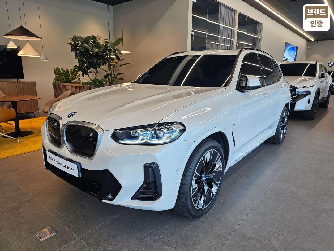 BMW iX3 G08 M Sport
