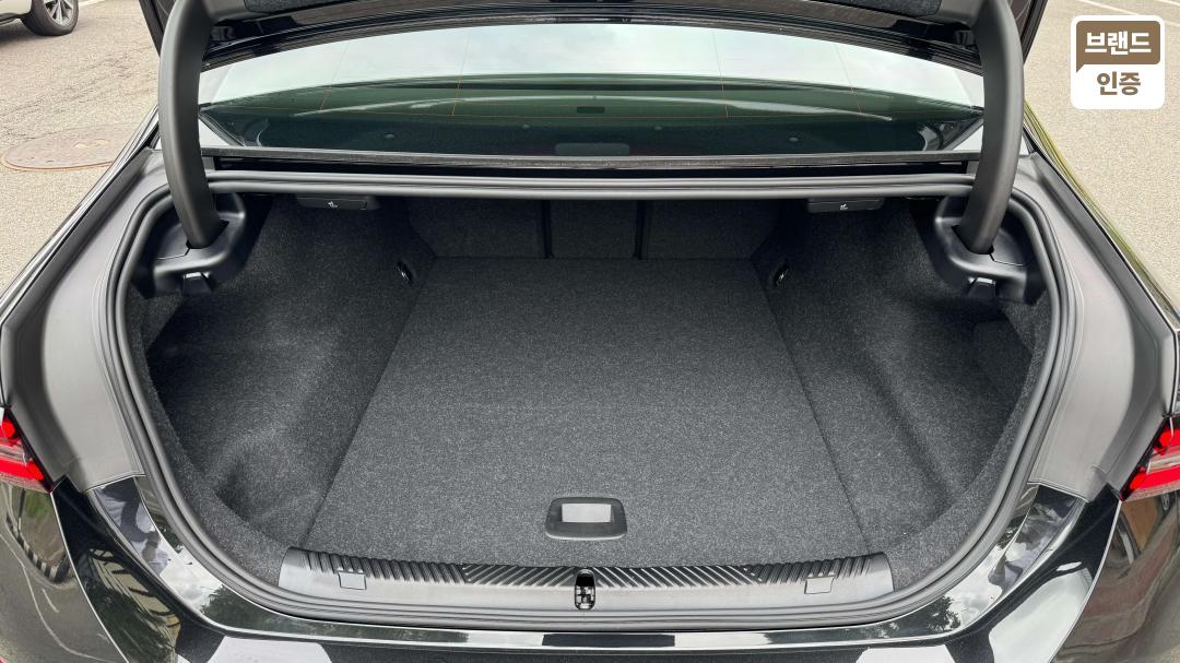 BMW i5 G60 M60 xDrive Pro 10