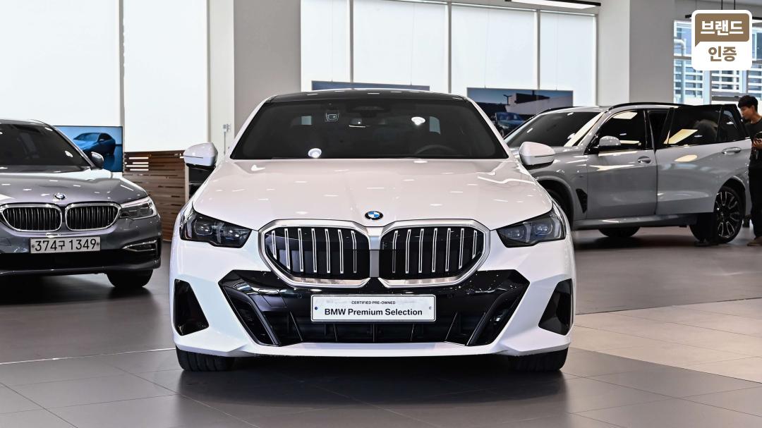 BMW 5 Series G60 Diesel 2WD 523d M Sport 4