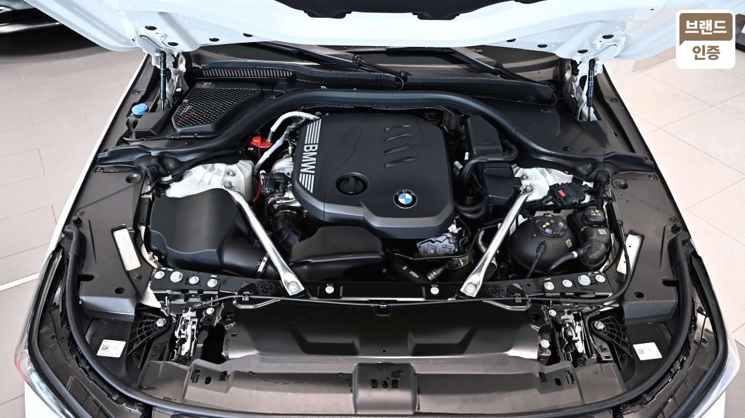 BMW 5 Series G60 Diesel 2WD 523d M Sport 7