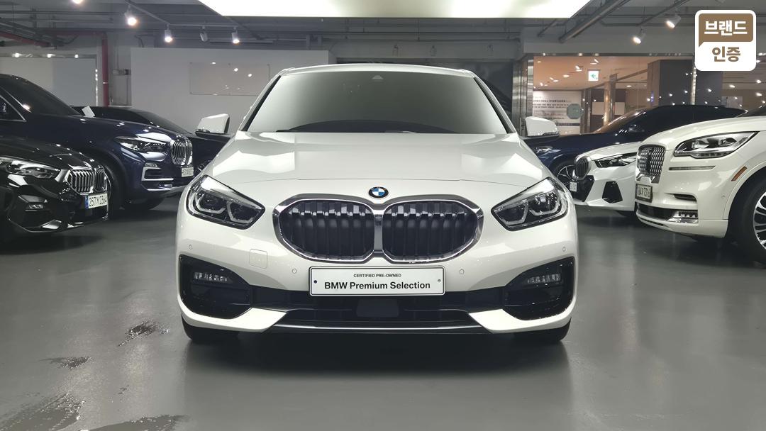 BMW 1 Series F40 Gasoline 2WD 120i Sport 3