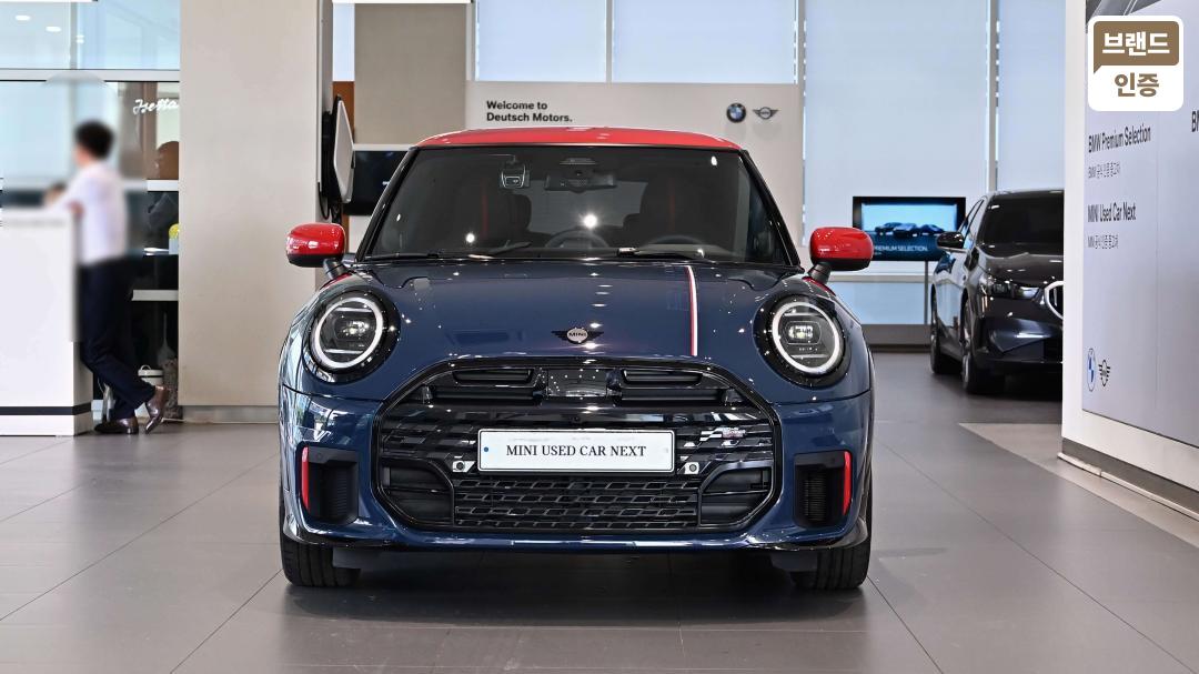 Mini Cooper 3 Duo Gasoline 2.0 JCW — фото 2