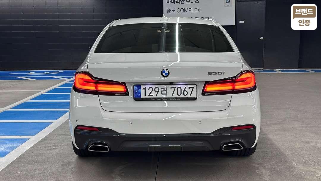 BMW 5 Series G30 530i M Sport — фото 4