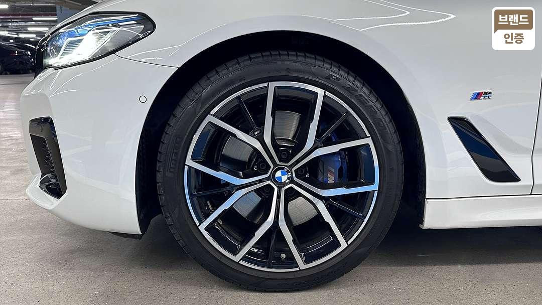 BMW 5 Series G30 530i M Sport — фото 5