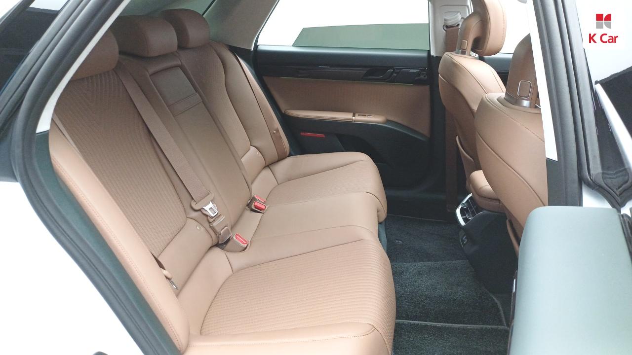 차량 이미지 19