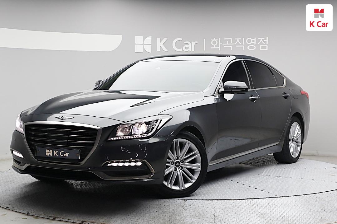 Genesis G80 - фото 1