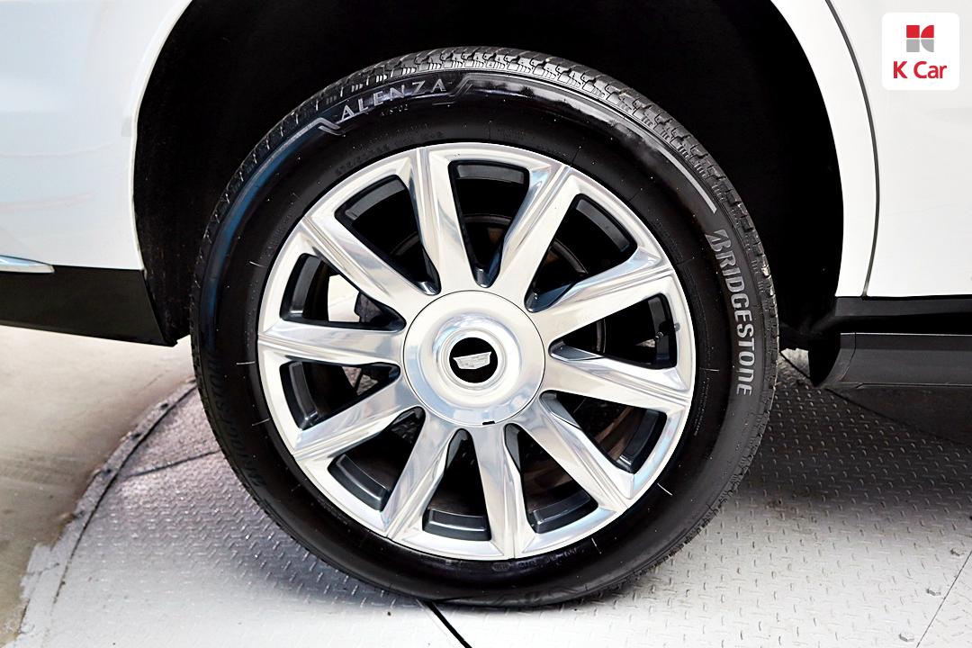 Cadillac Escalade 6.2 Premium Luxury Platinum 9