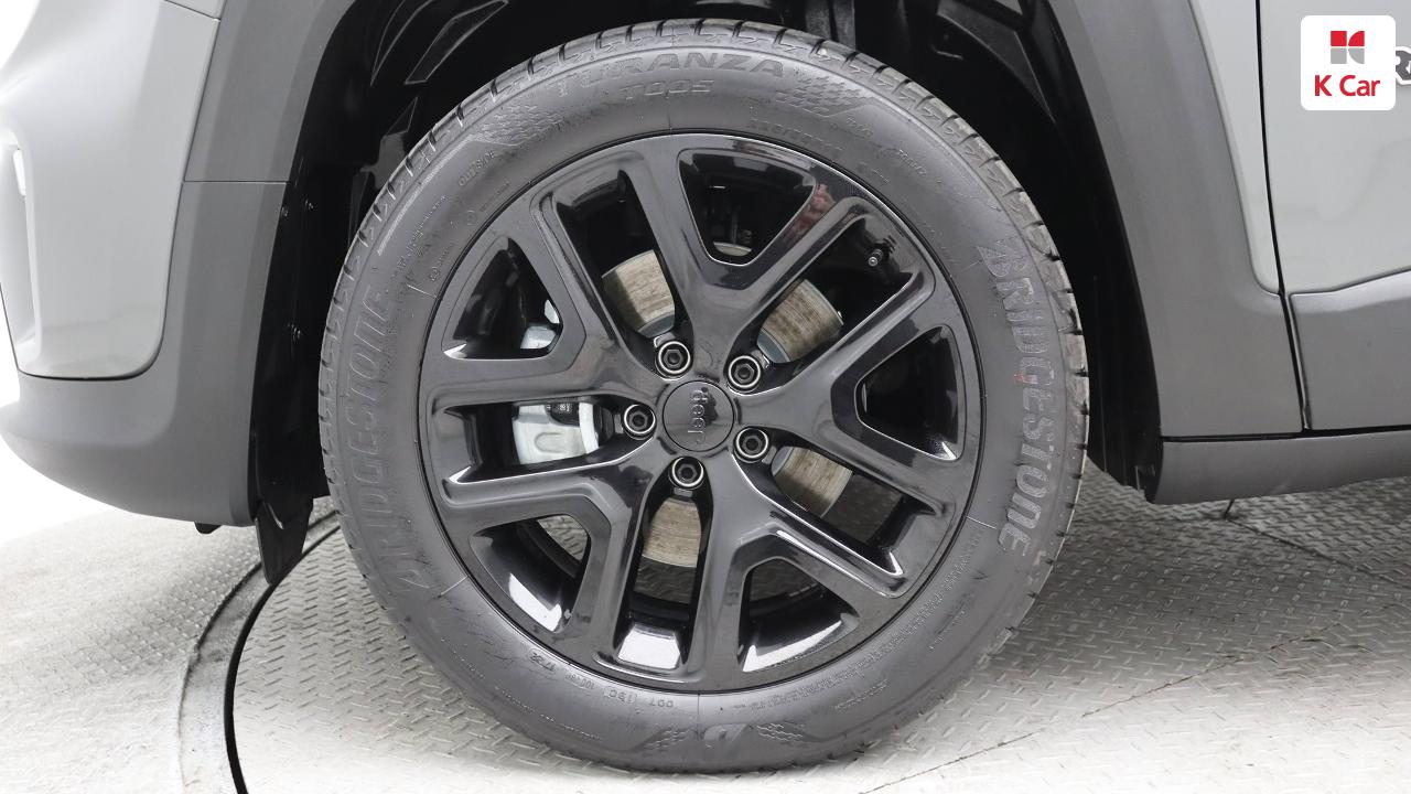 Jeep Renegade 1.3 Limited 6