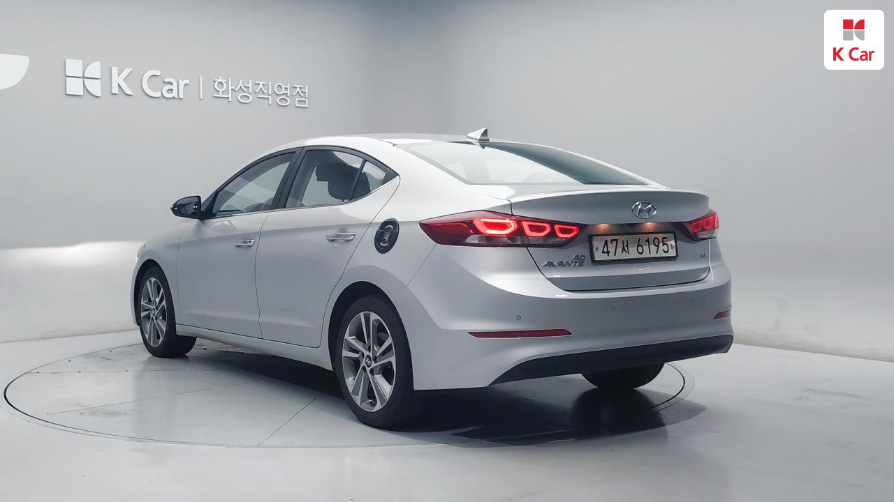 HYUNDAI Avante AD 1.6 GDI