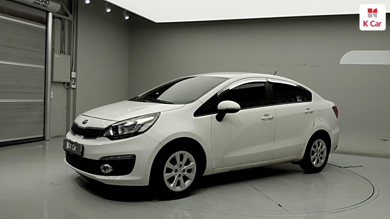 기아 더 뉴 프라이드 4DR 1.4 MPI 트렌디