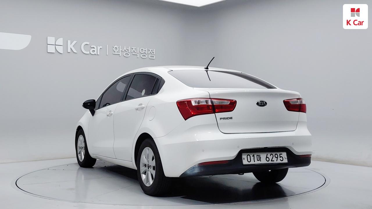 KIA The New Pride 4Door 1.6 GDI