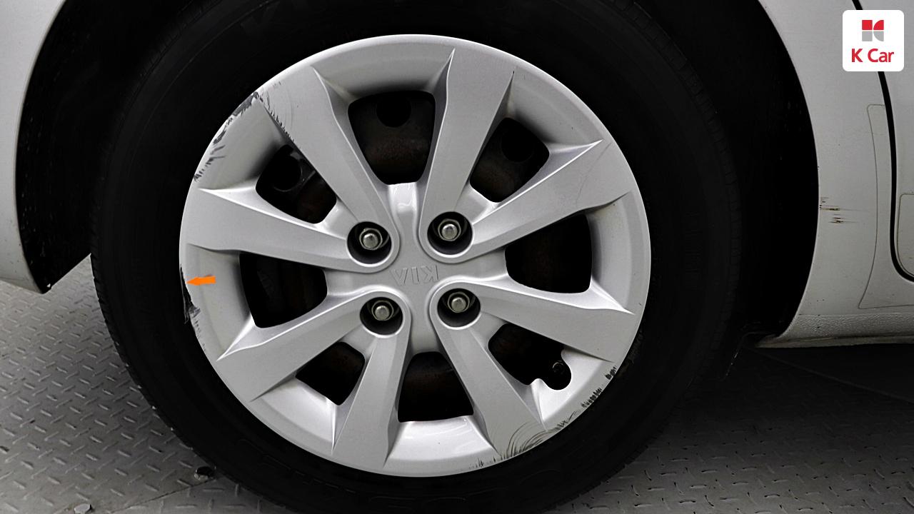 KIA The New Pride 5Door 1.4 MPI