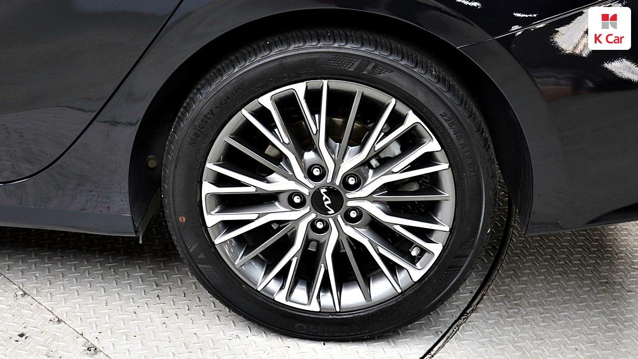 KIA The New K3 1.6 Gasoline