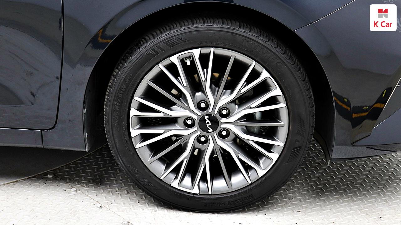 KIA The New K3 1.6 Gasoline