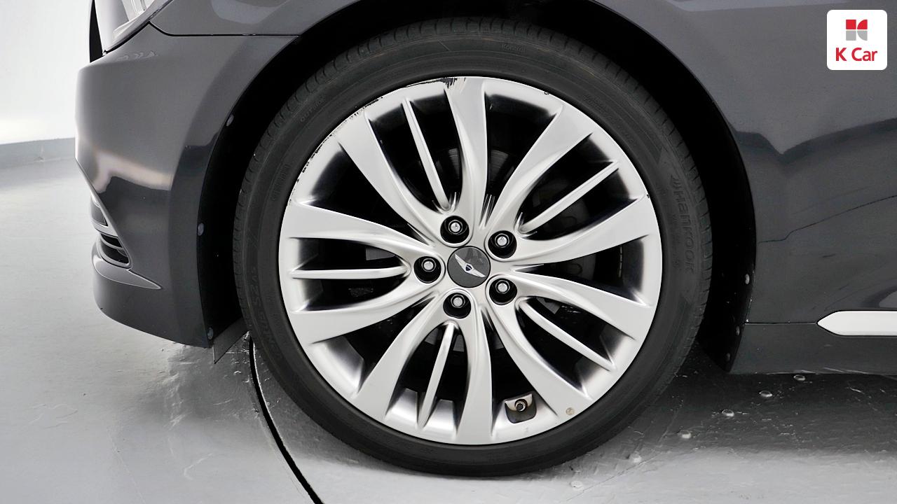 HYUNDAI Genesis DH G330
