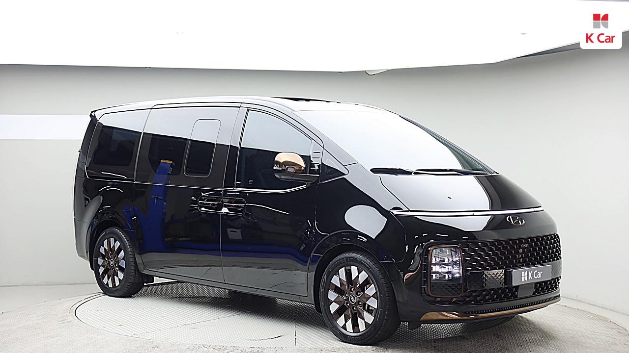 Hyundai Staria