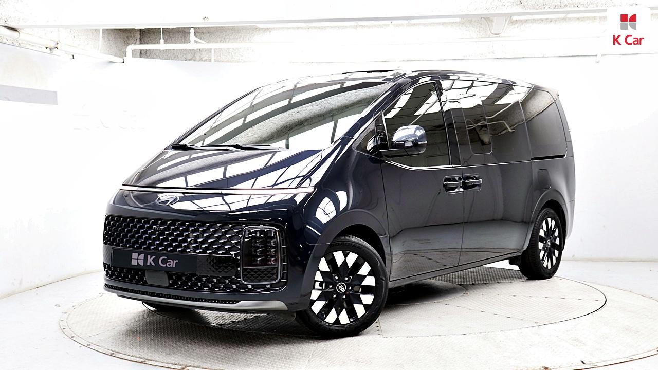 HYUNDAI Staria Hybrid 1.6 HEV Lounge 9Seater