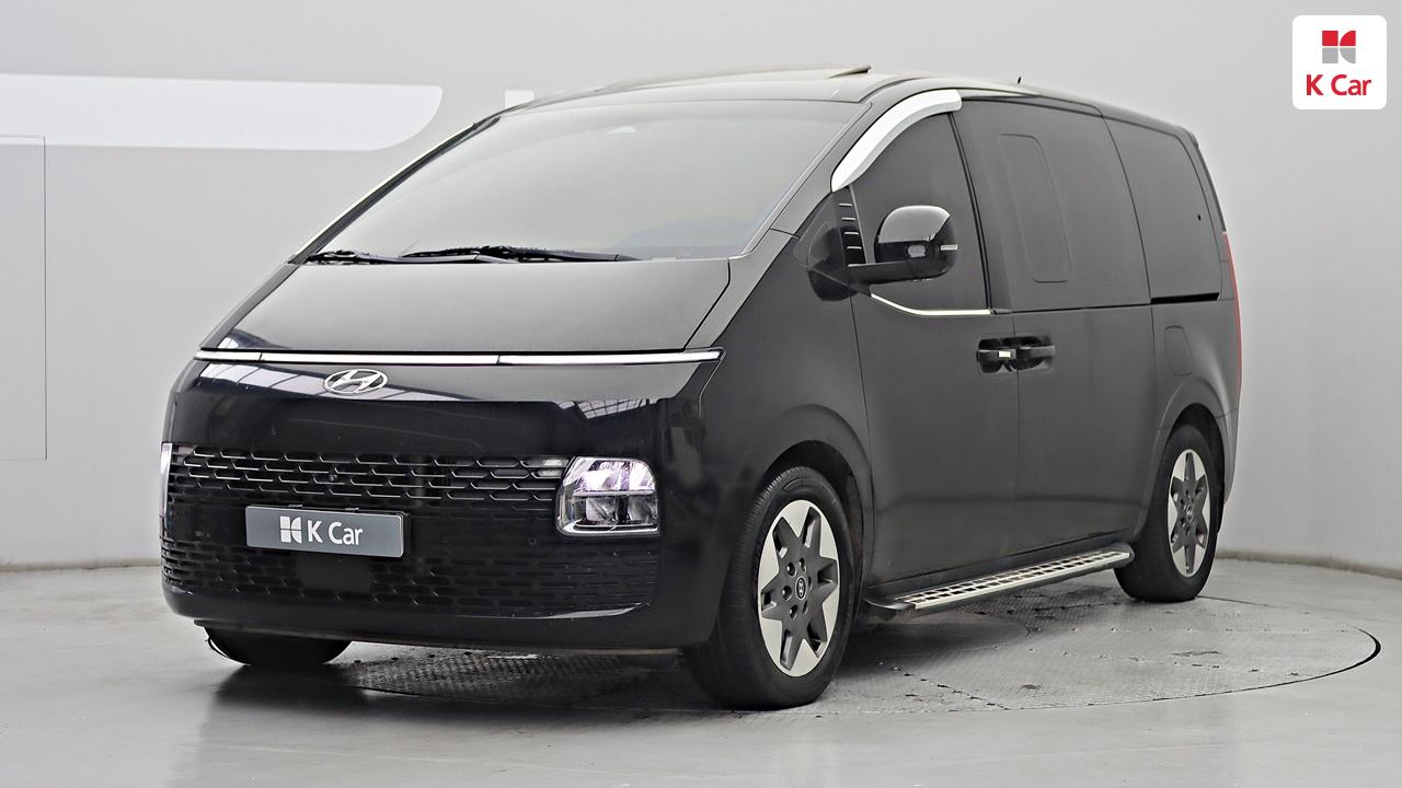 HYUNDAI Staria 2.2 Diesel Tourer 9-Seater 2W