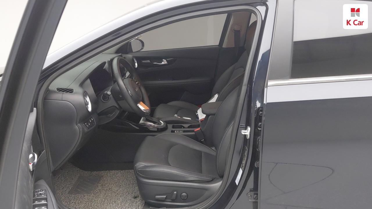 KIA The New K3 1.6 Gasoline