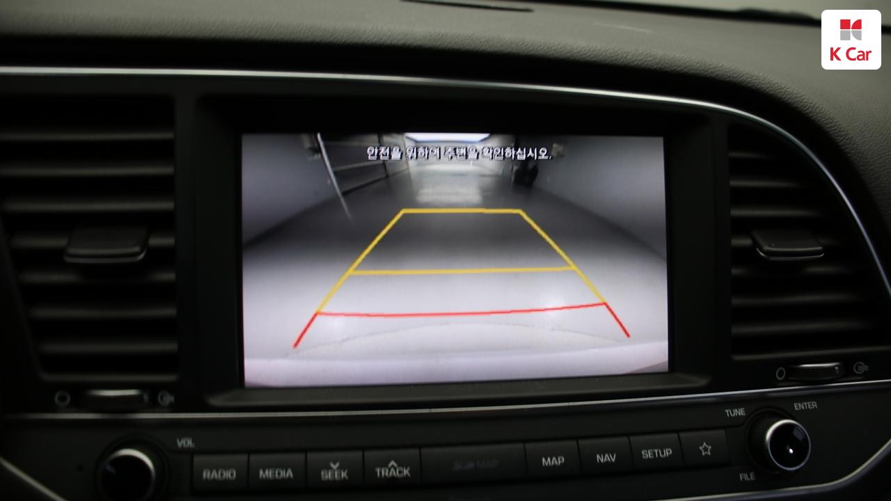 HYUNDAI Avante AD 1.6 GDI