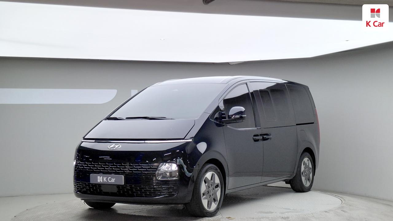Hyundai Staria