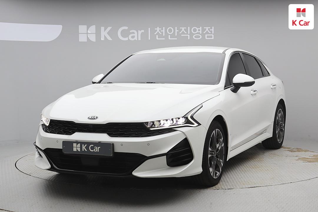 Kia K5 - фото 1