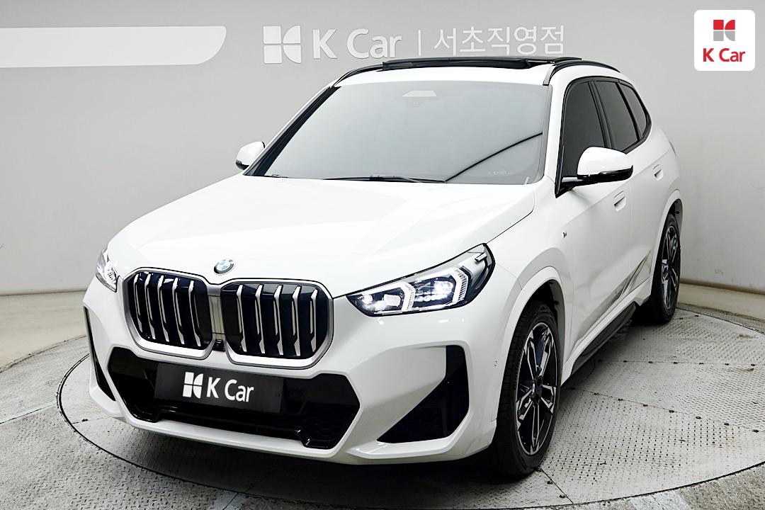 BMW X1 - фото 1