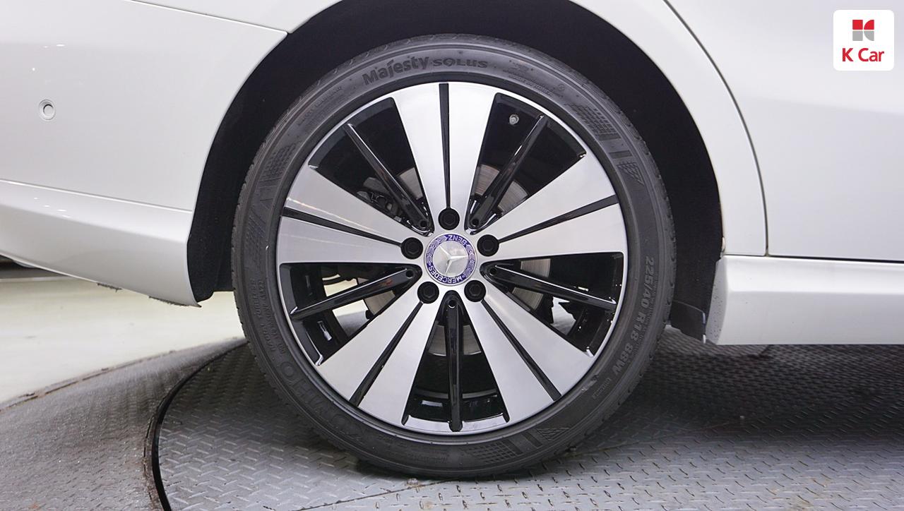 BENZ CLA-Class CLA250 4 Matic